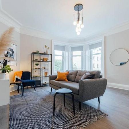 Stylish Stirling Apartment - Free Parking Kültér fotó