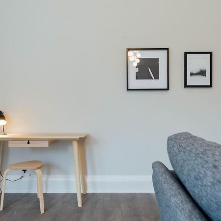 Stylish Stirling Apartment - Free Parking Kültér fotó