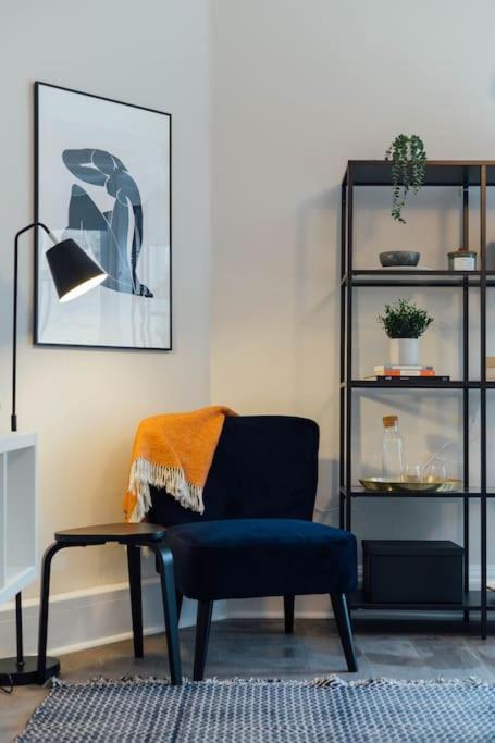 Stylish Stirling Apartment - Free Parking Kültér fotó