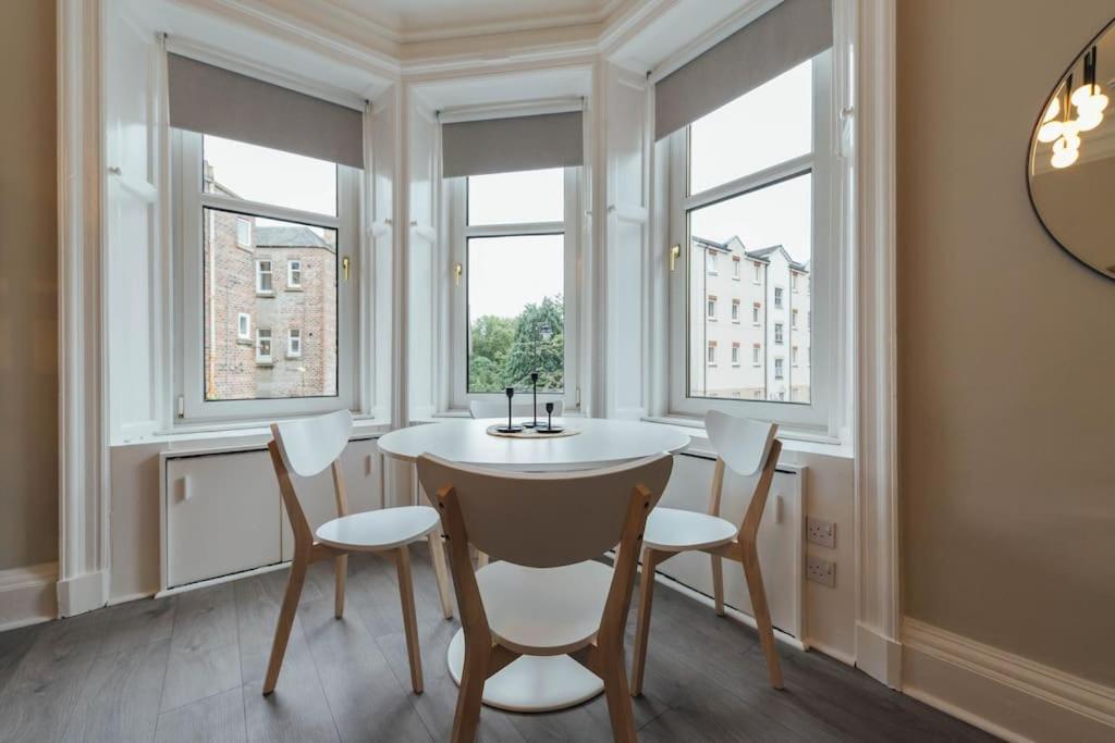 Stylish Stirling Apartment - Free Parking Kültér fotó