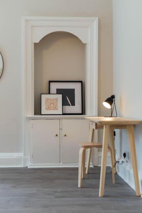 Stylish Stirling Apartment - Free Parking Kültér fotó