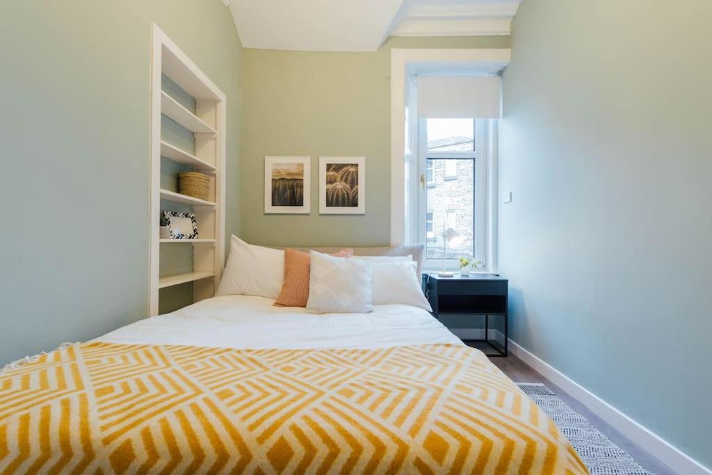 Stylish Stirling Apartment - Free Parking Kültér fotó